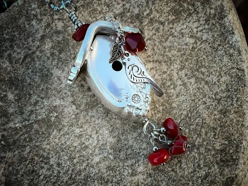 2026 Summer Hot Sale – 50% OFF🔥The 1951 "Magnolia" Birdhouse Necklace thumbnail 3